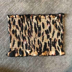 Boohoo Cheetah Crop top